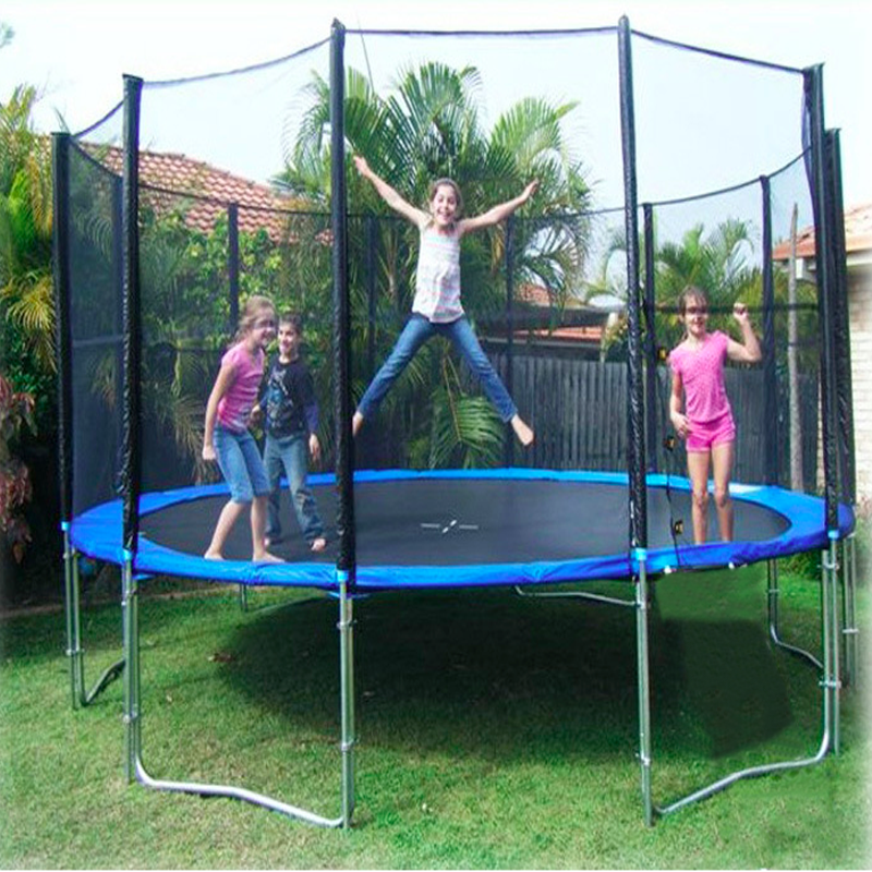 12FT TRAMPOLINE WITH STAIR & NET