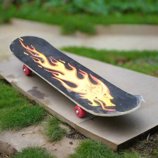 SKATE BOARD